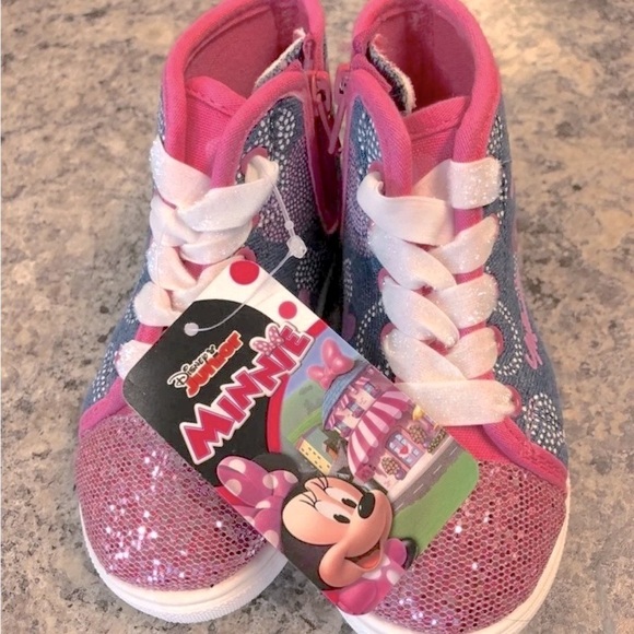 Disney Other - Disney Minnie Mouse Sneakers Size 6